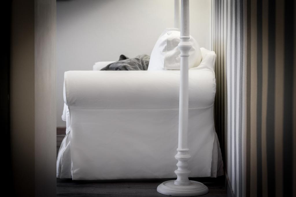 Como Unique View - byMyHomeinCôme Chambre photo
