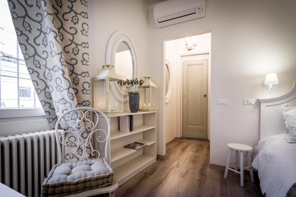 Como Unique View - byMyHomeinCôme Chambre photo
