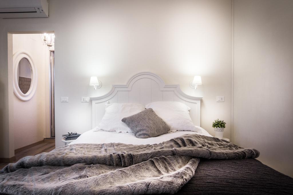 Como Unique View - byMyHomeinCôme Chambre photo