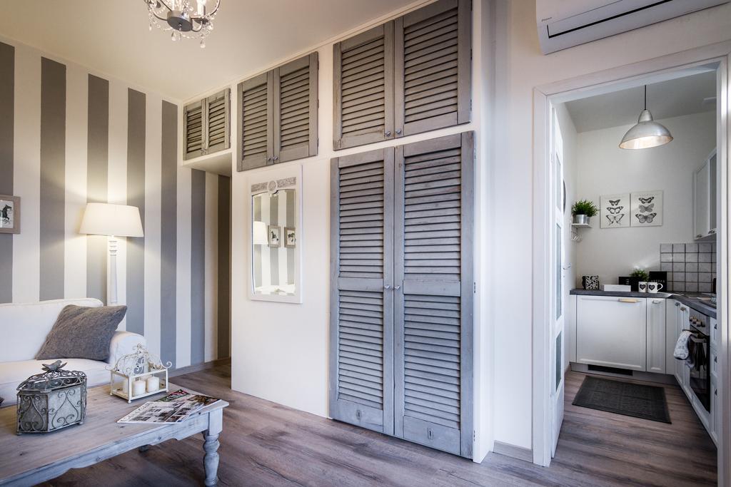 Como Unique View - byMyHomeinCôme Chambre photo